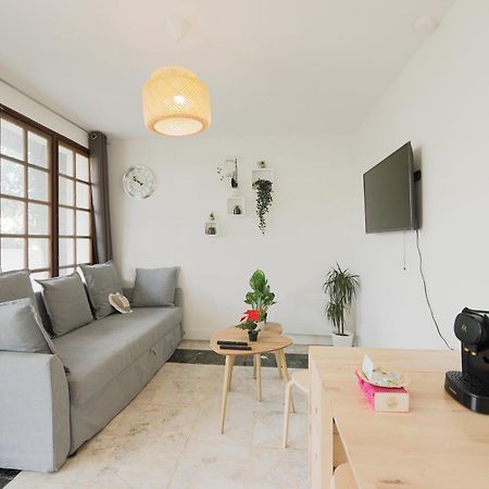 Joli T2, Terrasse Et Jardin, Ideal Pour Familles, A 15 Min De L'Aeroport Roissy Cdg Tremblay-en-France Exterior photo