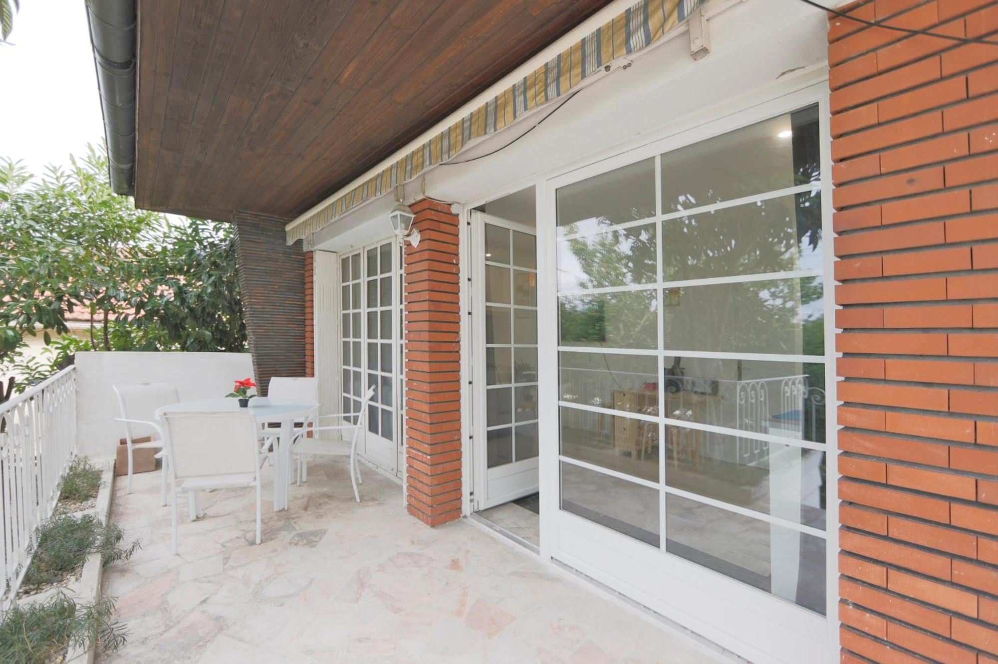Joli T2, Terrasse Et Jardin, Ideal Pour Familles, A 15 Min De L'Aeroport Roissy Cdg Tremblay-en-France Exterior photo